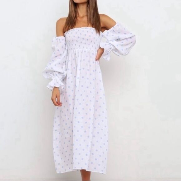 ✨🌸✨Petal & Pup Gabriella Blue Polka Dot Smocked Midi 100% Linen Dress ✨🌸✨ - Picture 5 of 16